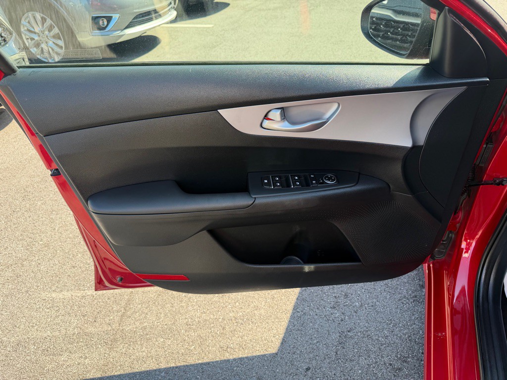 2024 Kia Forte Image 11