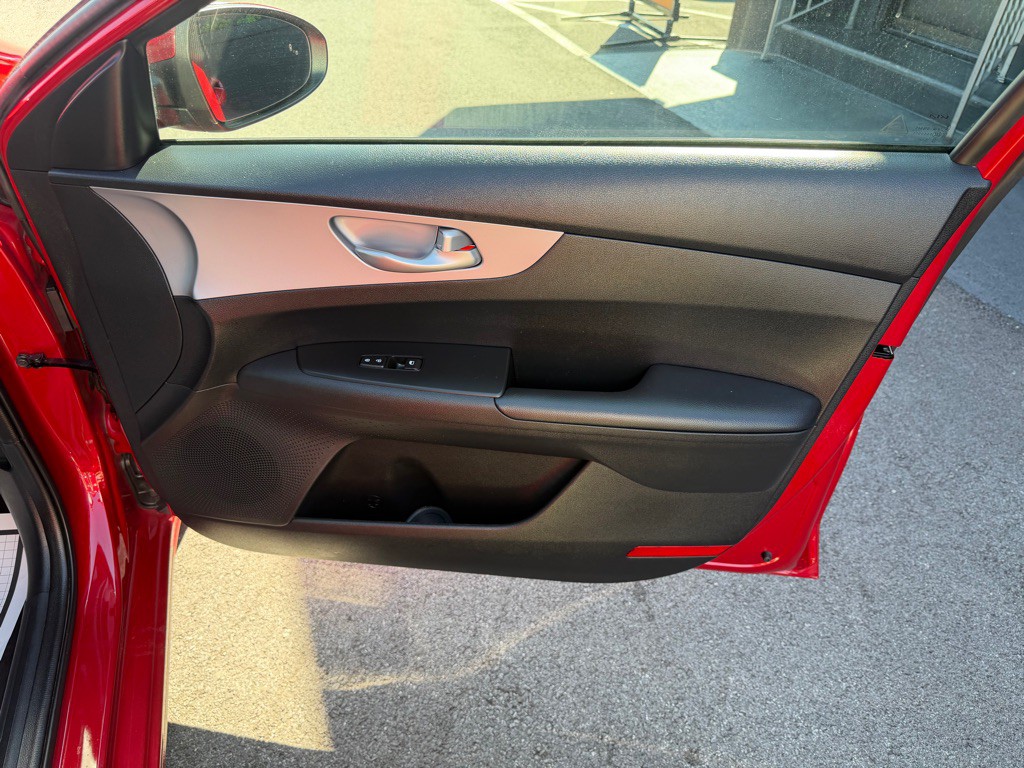2024 Kia Forte Image 24
