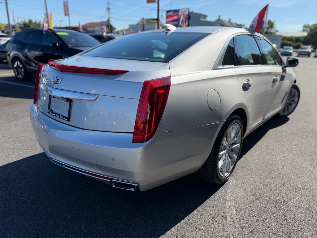 2017 Cadillac XTS Image 6
