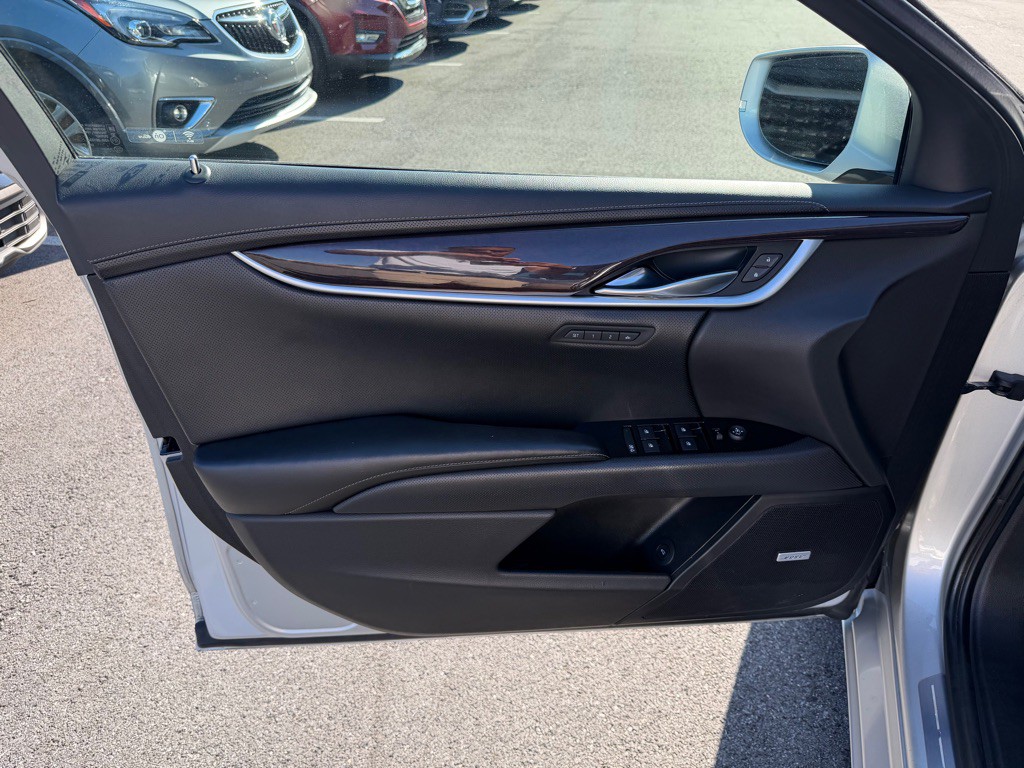 2017 Cadillac XTS Image 11