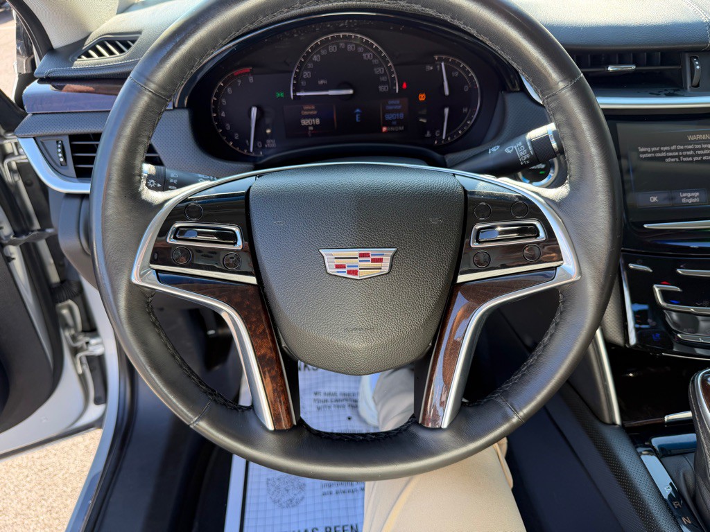 2017 Cadillac XTS Image 16