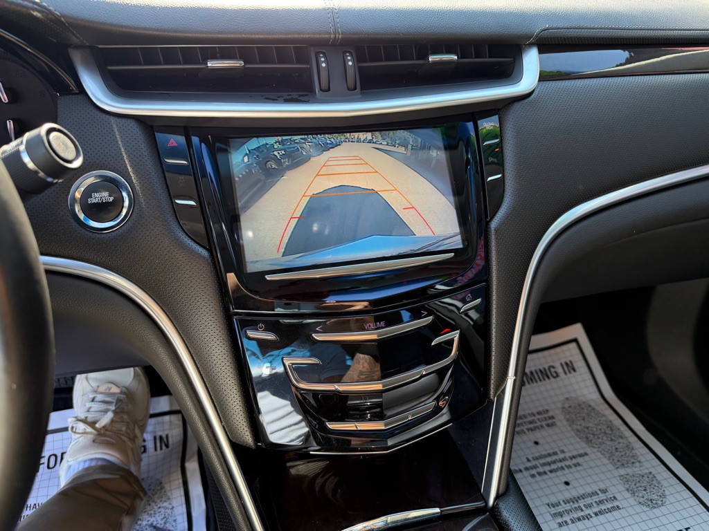 2017 Cadillac XTS Image 17