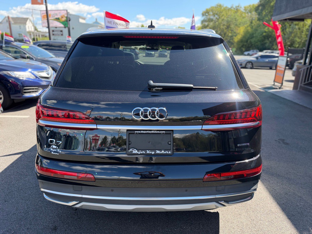 2020 Audi Q7 Image 5