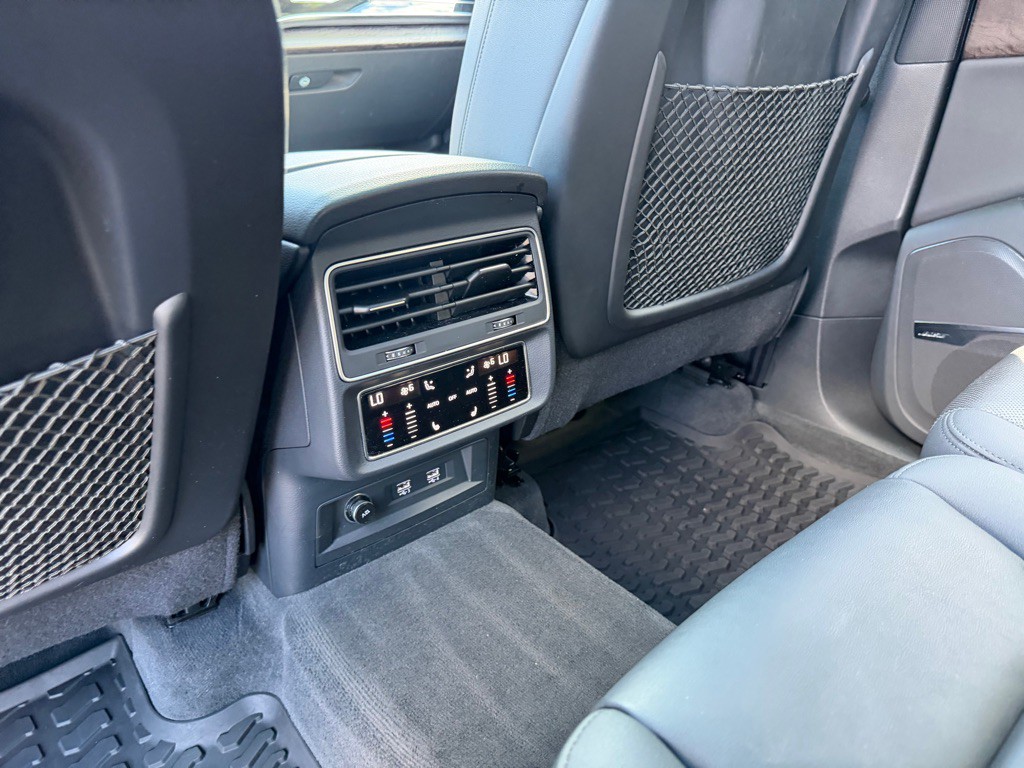 2020 Audi Q7 Image 23