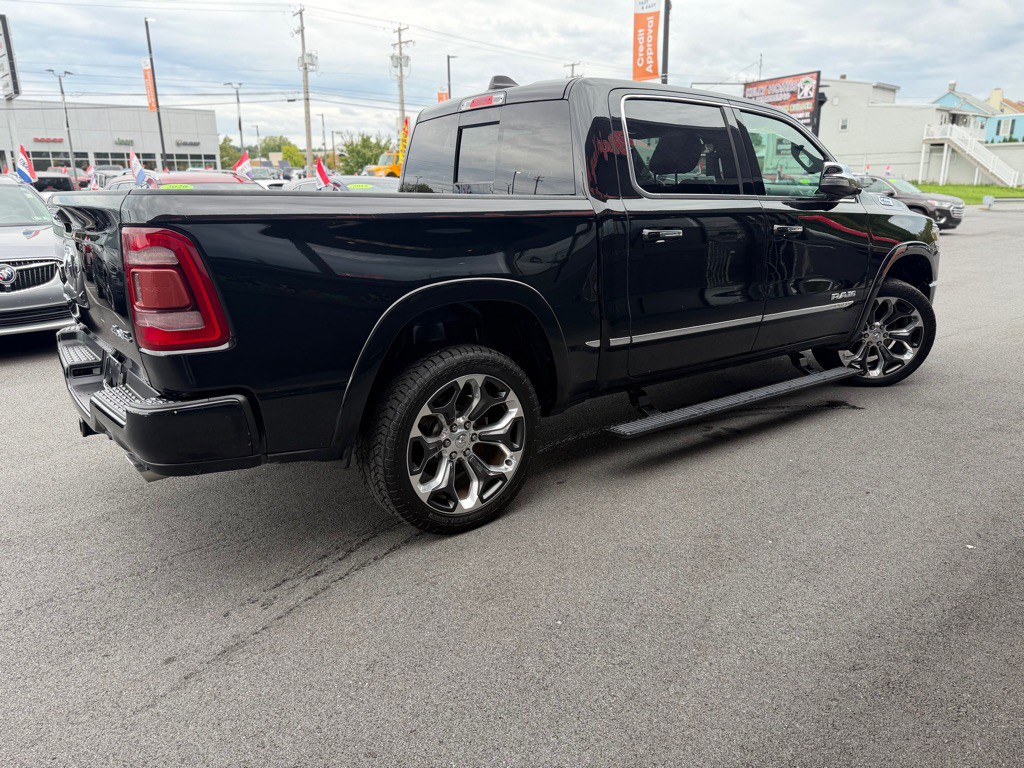 2019 RAM 1500 Image 6