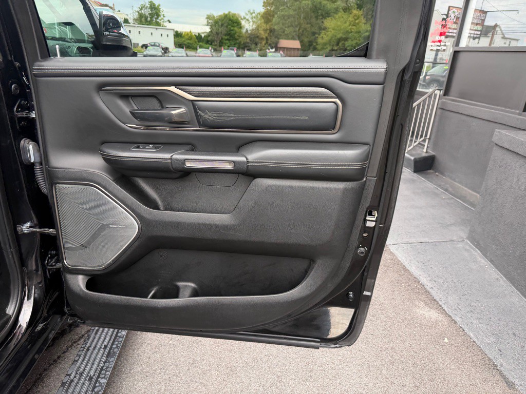 2019 RAM 1500 Image 22