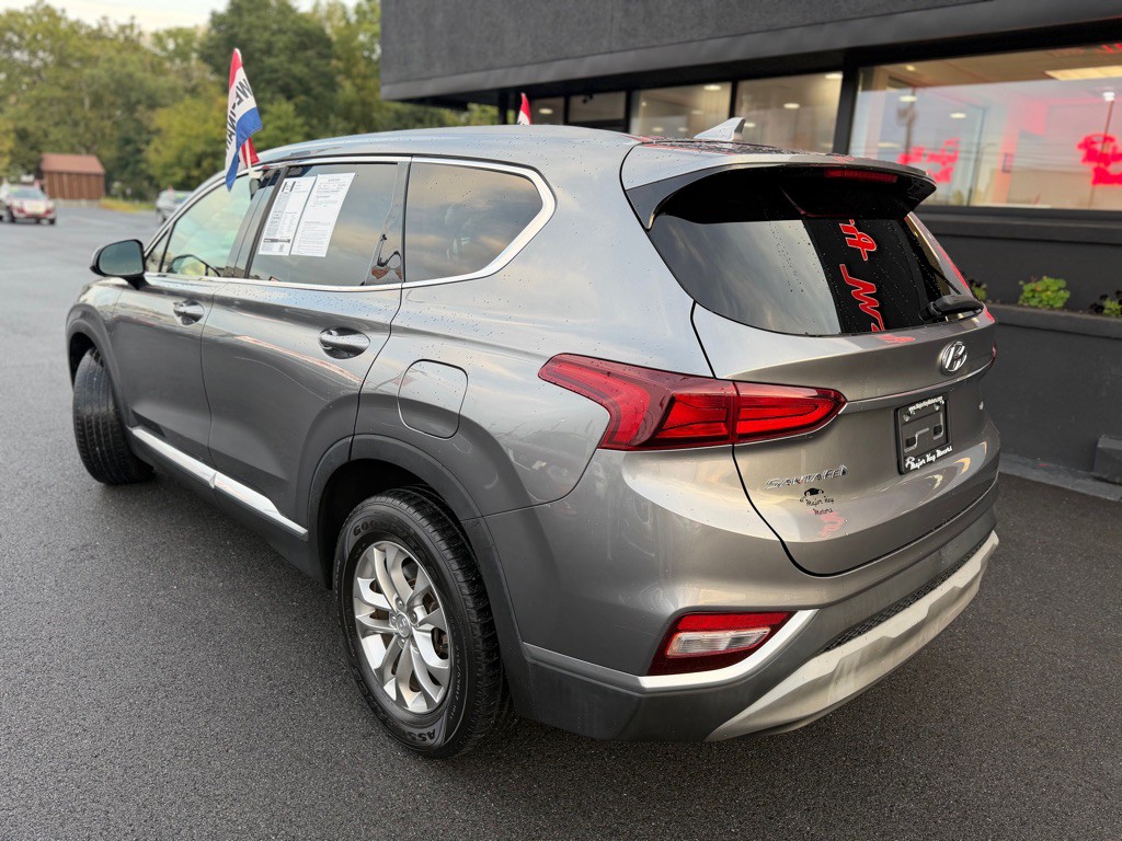 2019 Hyundai Santa Fe Image 4