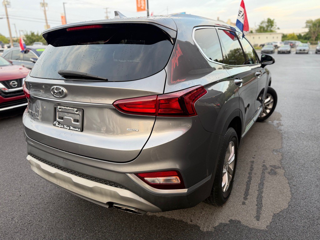 2019 Hyundai Santa Fe Image 6