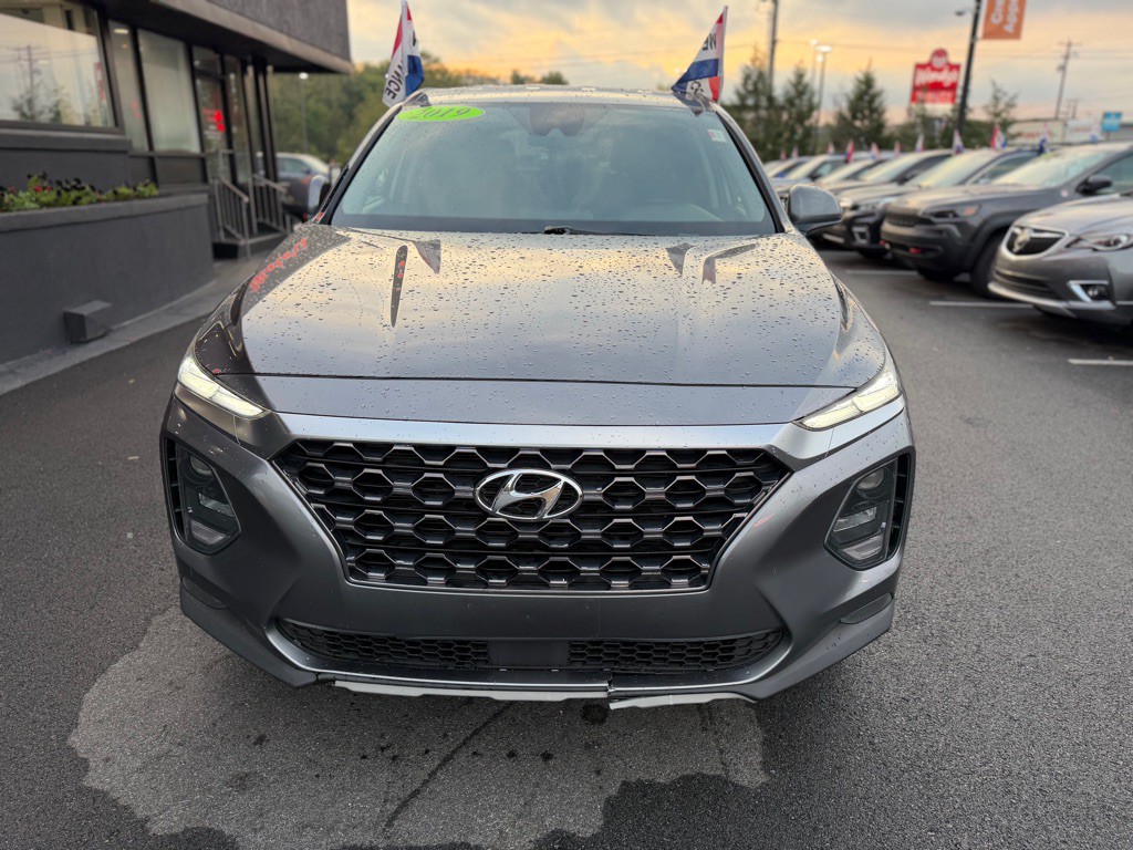 2019 Hyundai Santa Fe Image 9