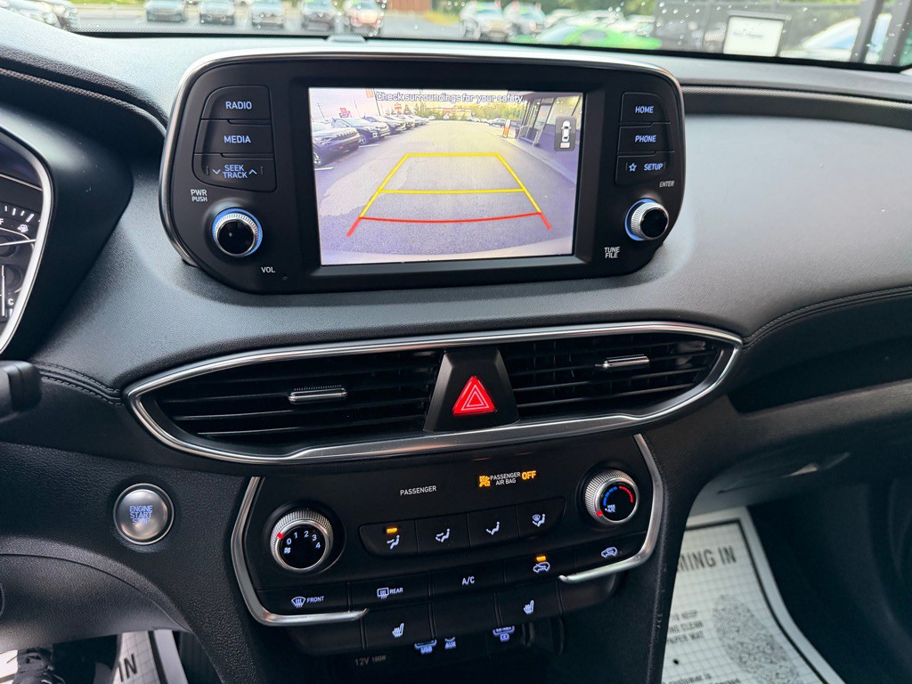 2019 Hyundai Santa Fe Image 16