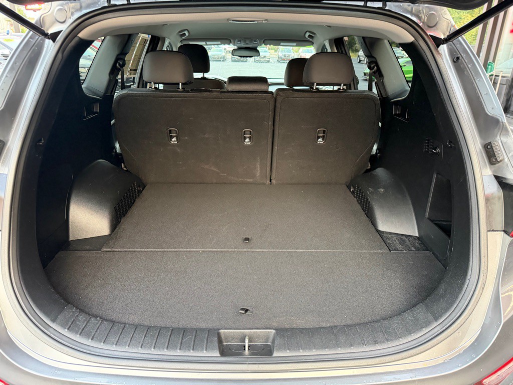 2019 Hyundai Santa Fe Image 22