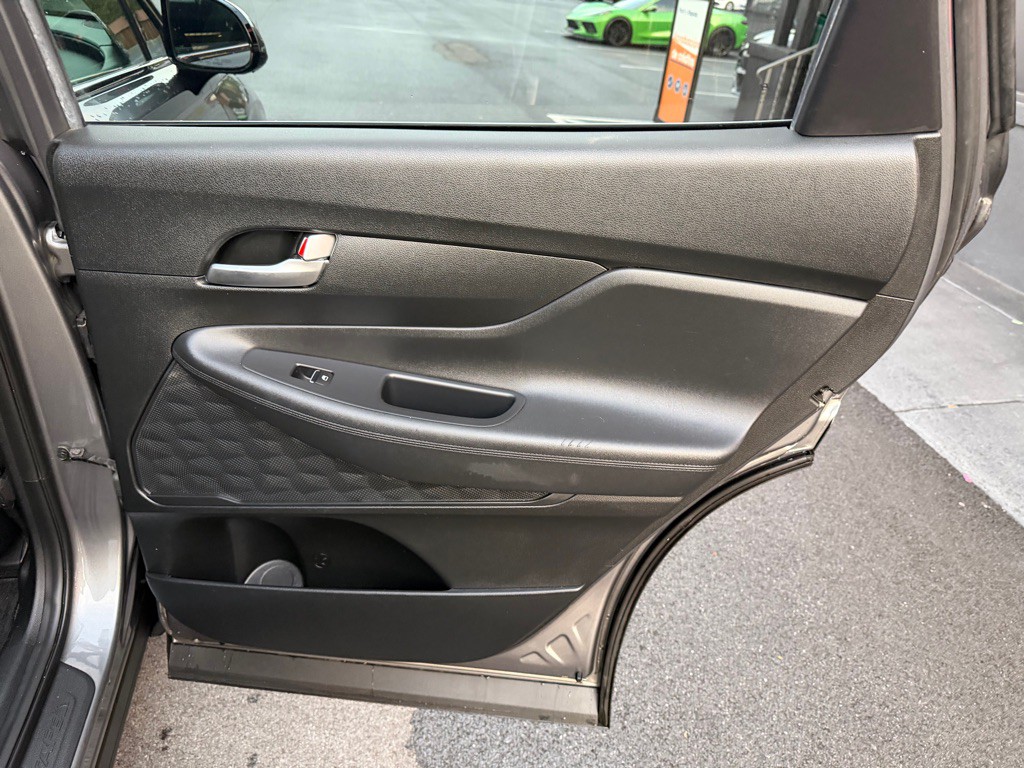 2019 Hyundai Santa Fe Image 23