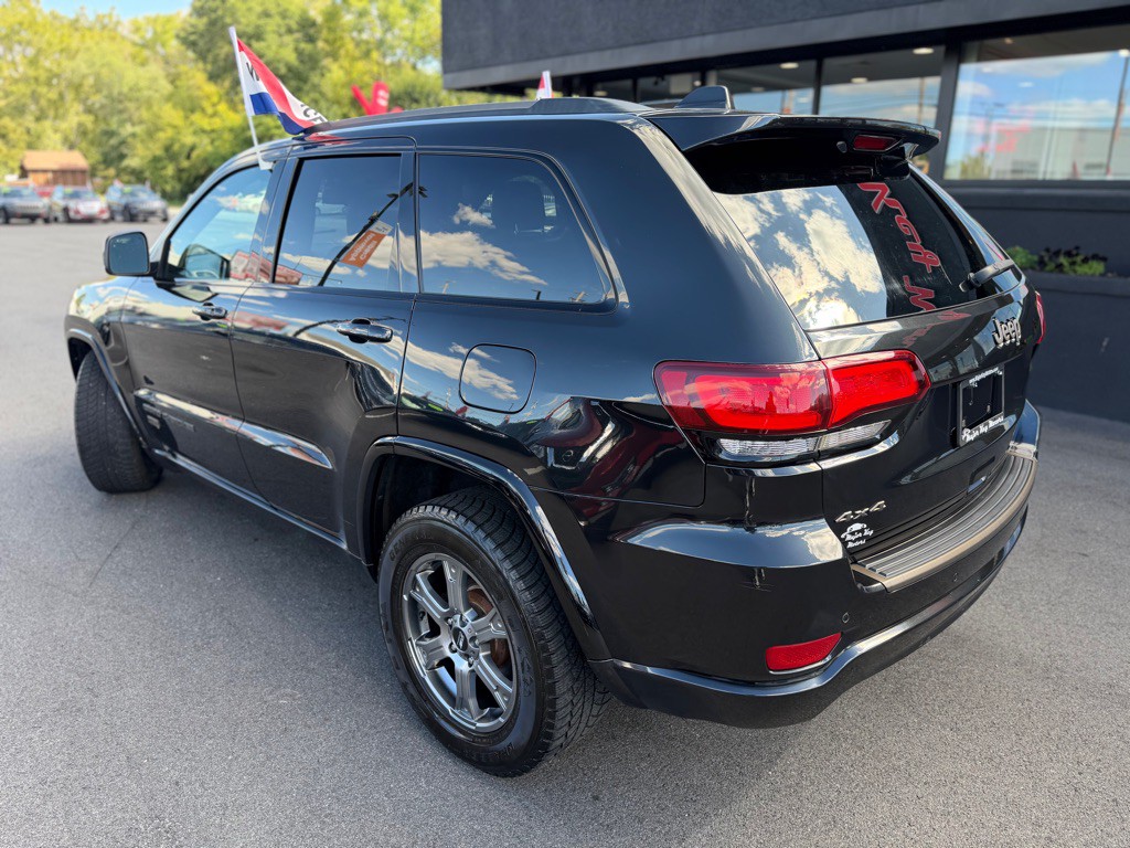 2016 Jeep Grand Cherokee Image 4