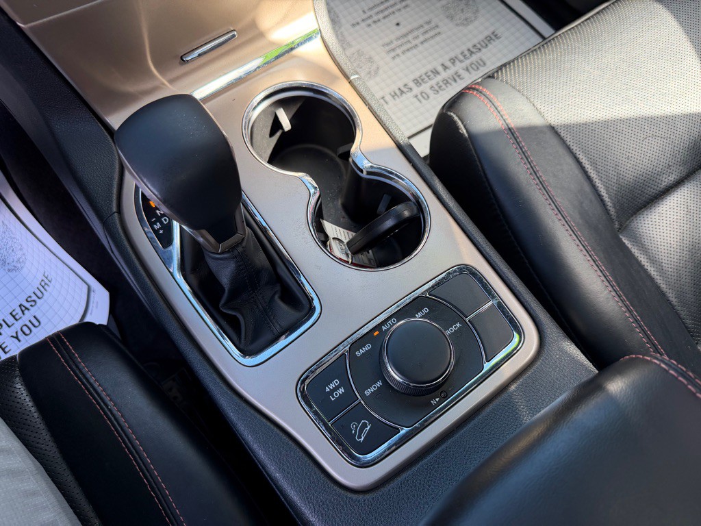2016 Jeep Grand Cherokee Image 18