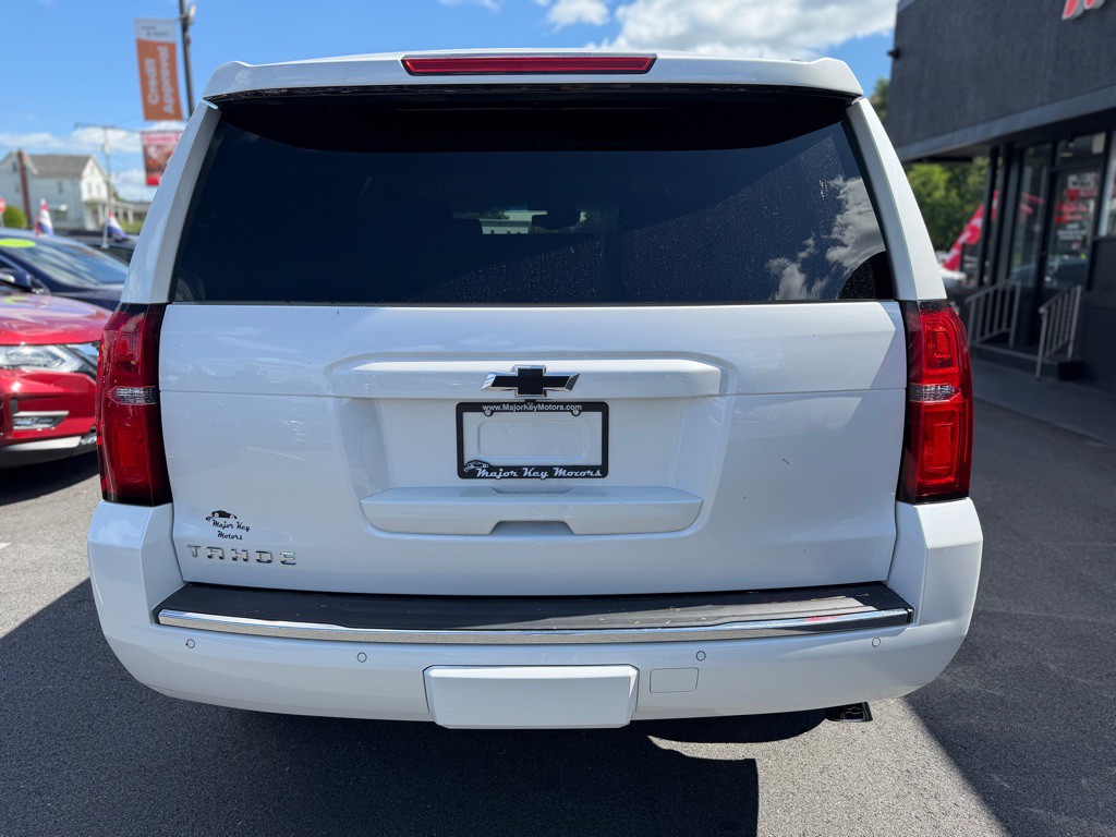 2016 Chevrolet Tahoe Image 5