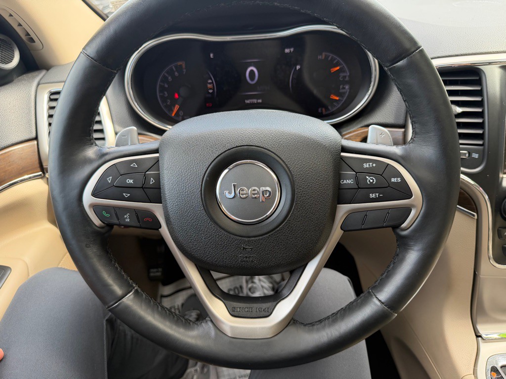 2016 Jeep Grand Cherokee Image 16