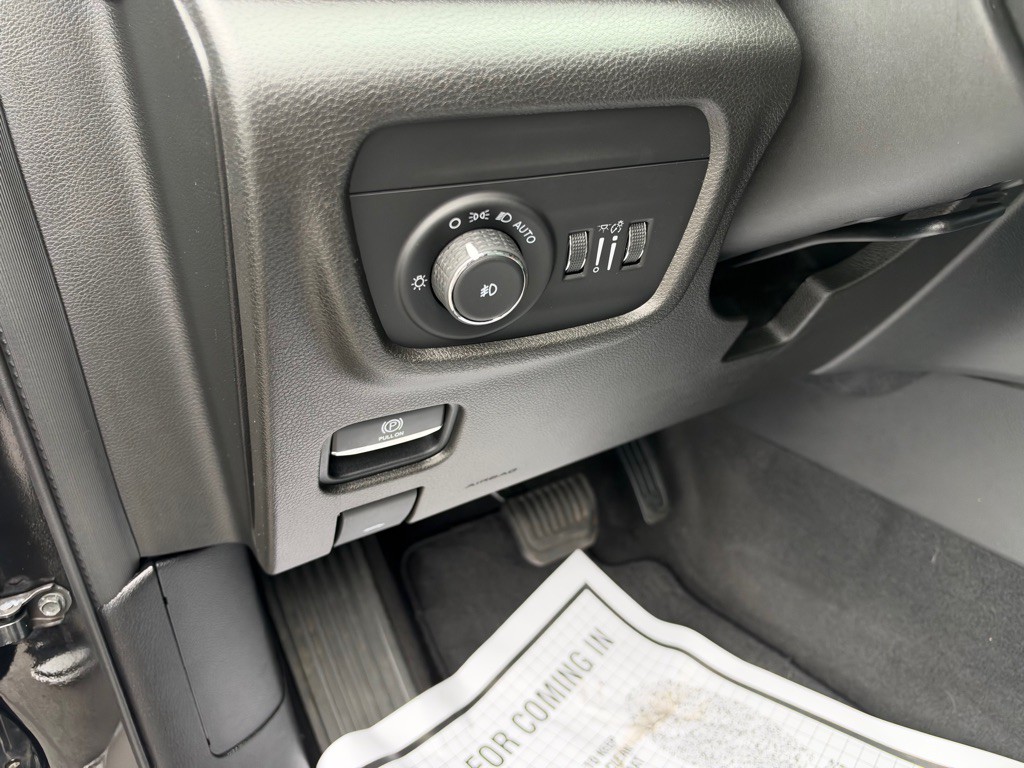 2021 Jeep Grand Cherokee Image 15