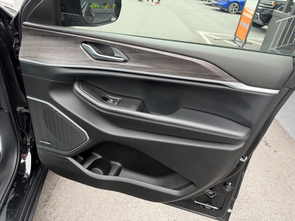 2021 Jeep Grand Cherokee Image 30