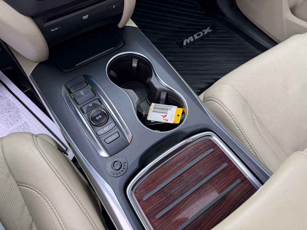 2016 Acura MDX Image 18