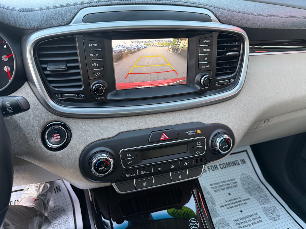 2020 Kia Sorento Image 17