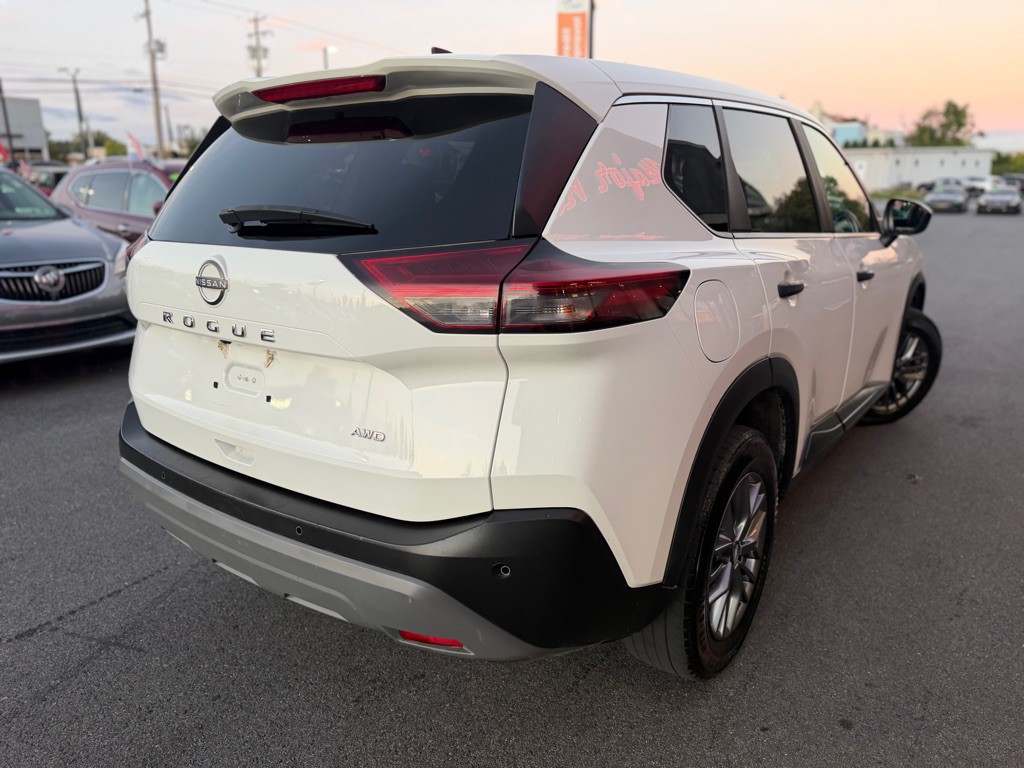 2023 Nissan Rogue Image 6