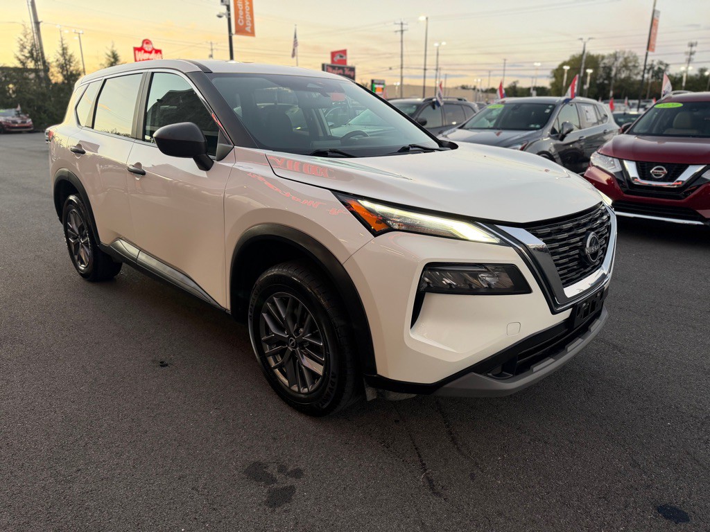 2023 Nissan Rogue Image 8