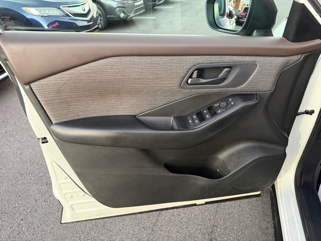 2023 Nissan Rogue Image 11