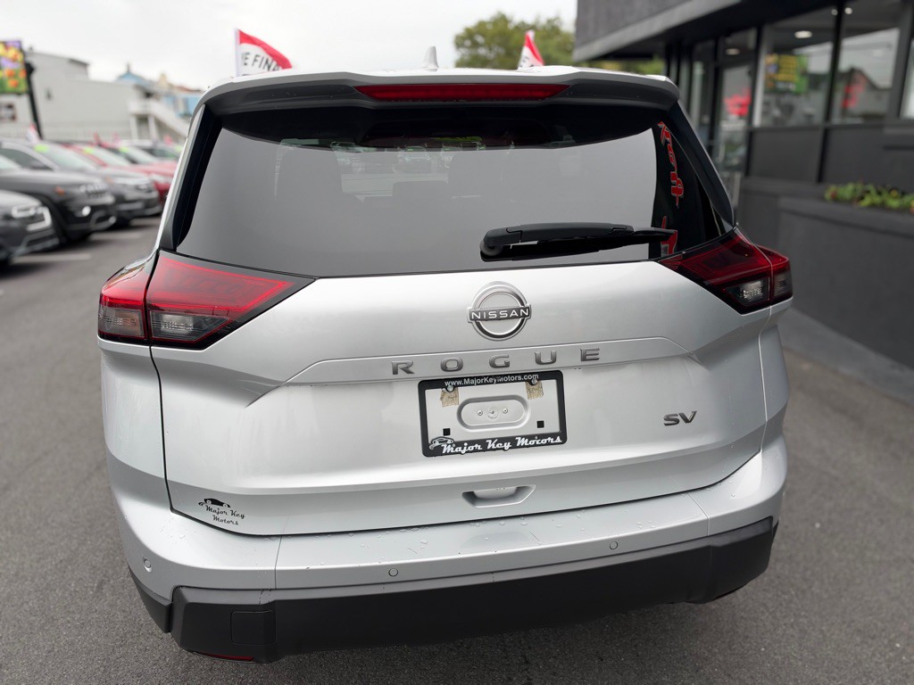 2024 Nissan Rogue Image 5