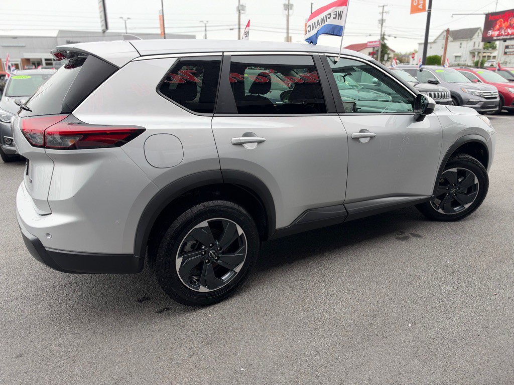 2024 Nissan Rogue Image 7