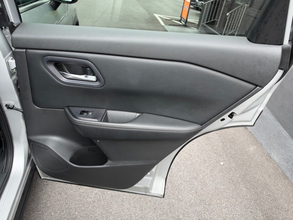2024 Nissan Rogue Image 24