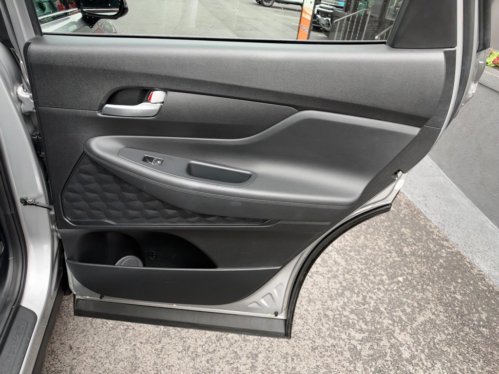 2021 Hyundai Santa Fe Image 24