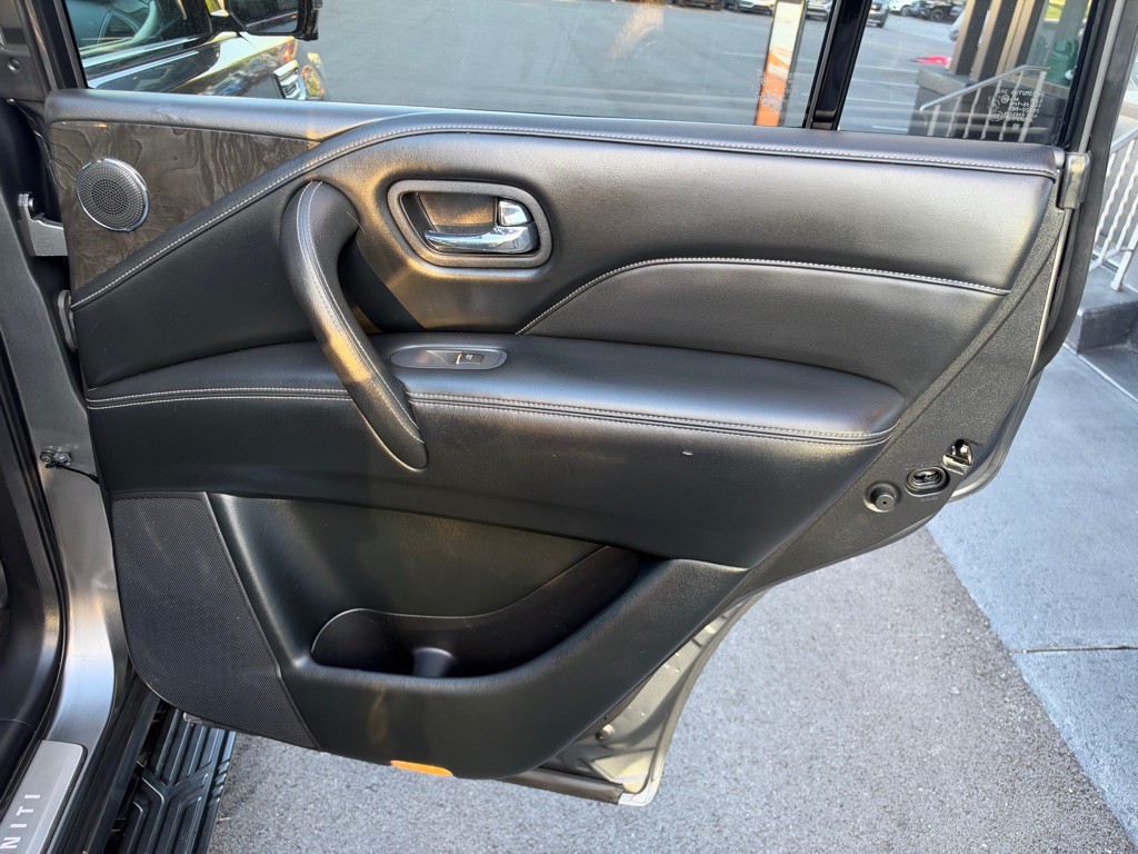 2020 INFINITI QX80 Image 25
