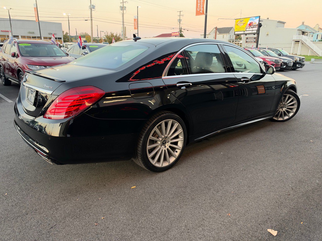 2015 Mercedes-Benz S-Class Image 6
