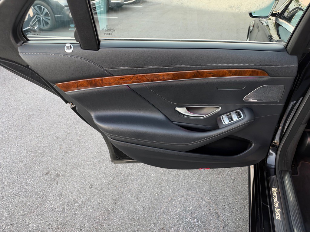 2015 Mercedes-Benz S-Class Image 18