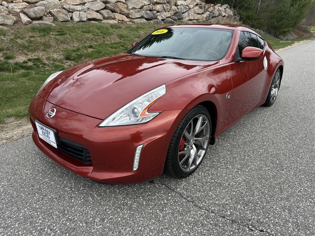 2016 Nissan 370Z Image 4