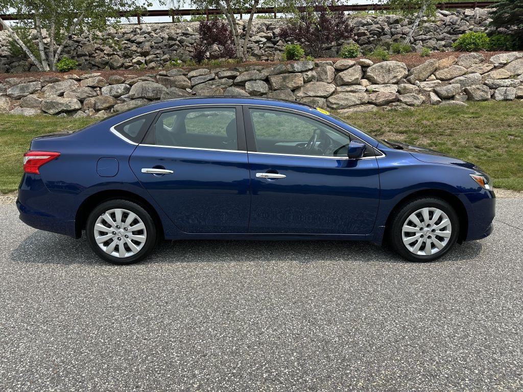 2019 Nissan Sentra Image 2