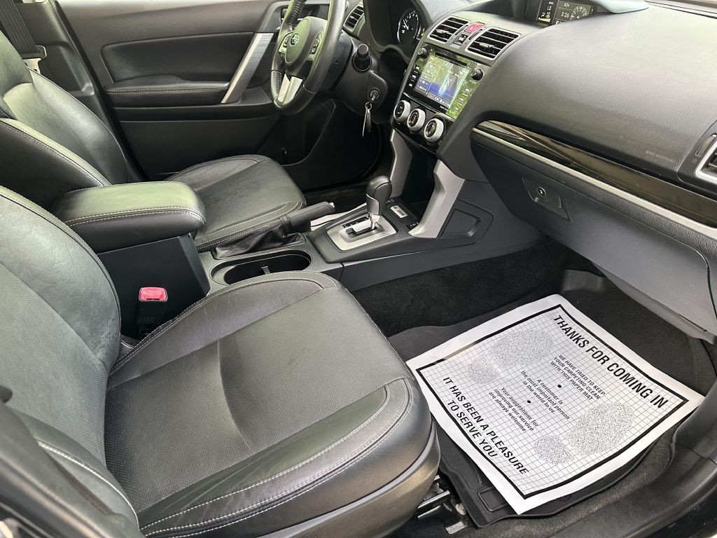 2017 Subaru Forester Image 9
