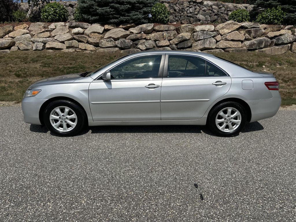 2010 Toyota Camry Image 5
