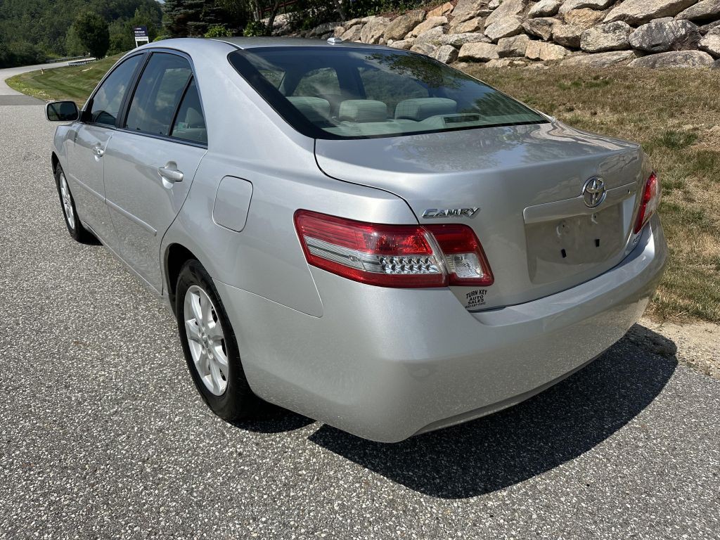 2010 Toyota Camry Image 6