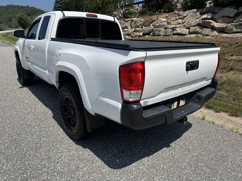 2016 Toyota Tacoma Image 6