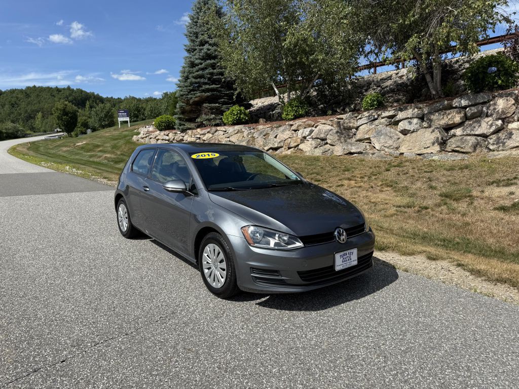 2015 Volkswagen Golf Image 1