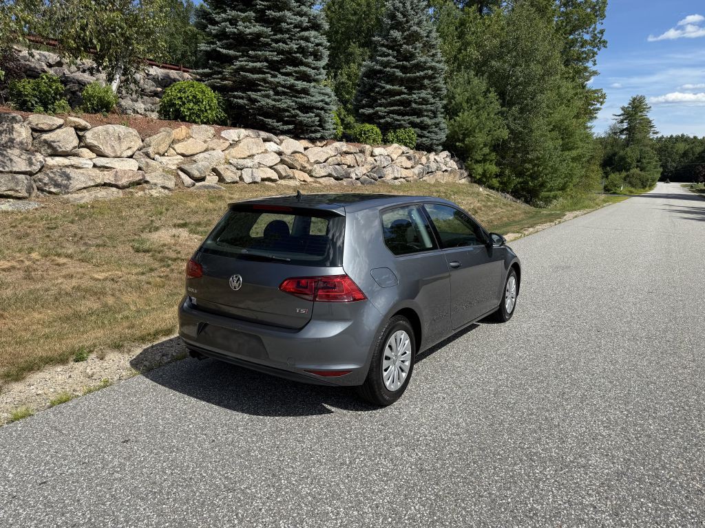 2015 Volkswagen Golf Image 3