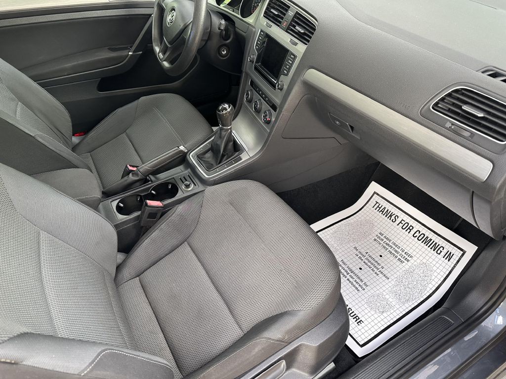 2015 Volkswagen Golf Image 9