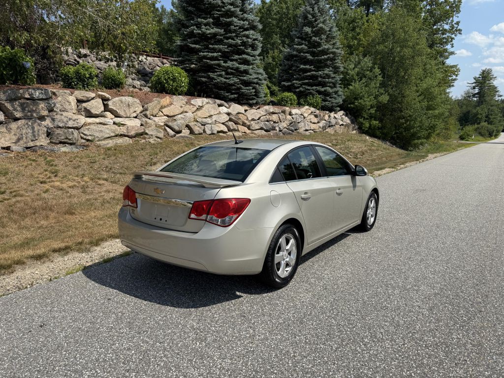 2014 Chevrolet Cruze Image 3
