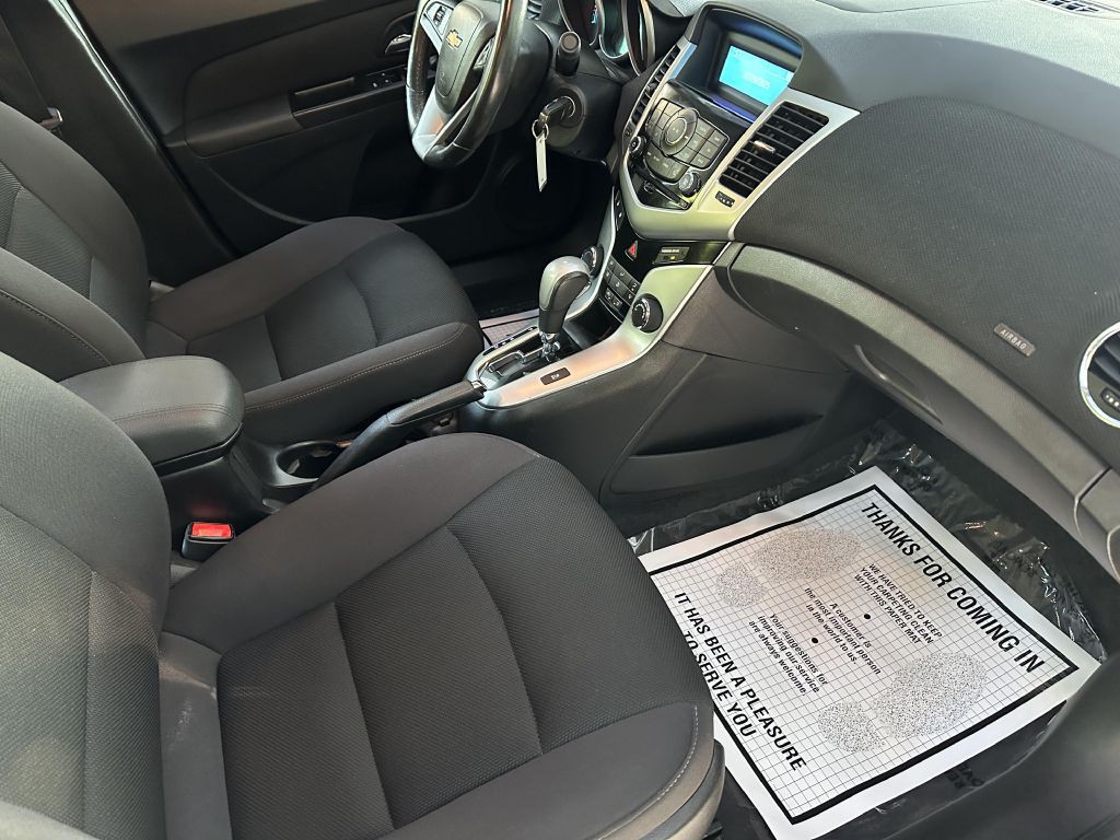 2014 Chevrolet Cruze Image 9