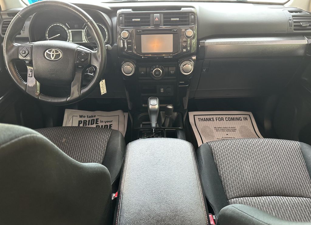 2017 Toyota 4Runner Image 11