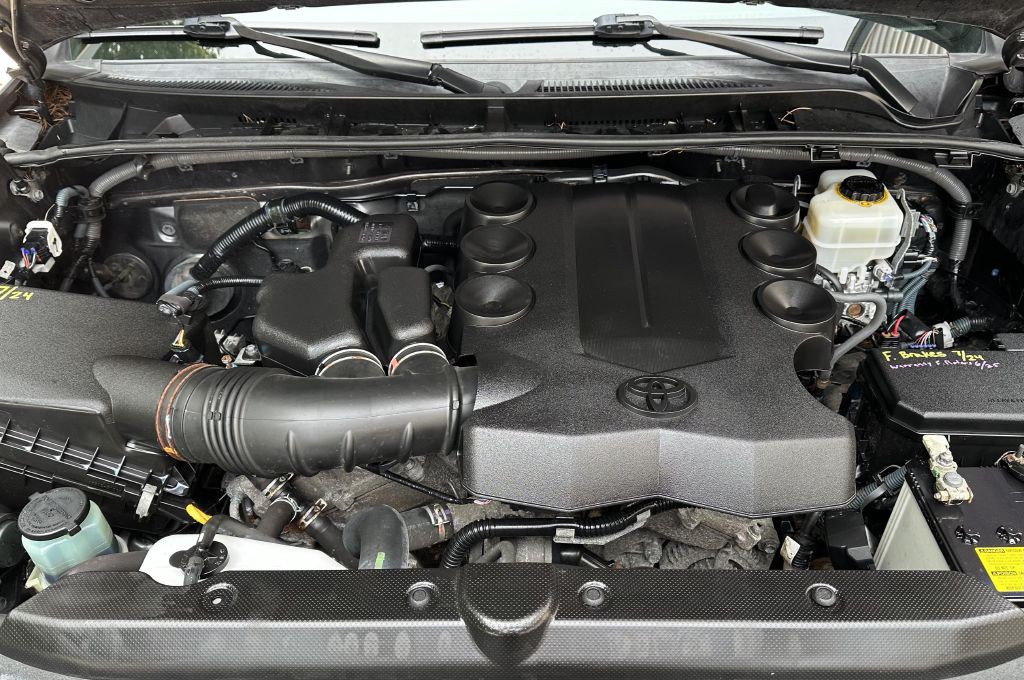 2017 Toyota 4Runner Image 13