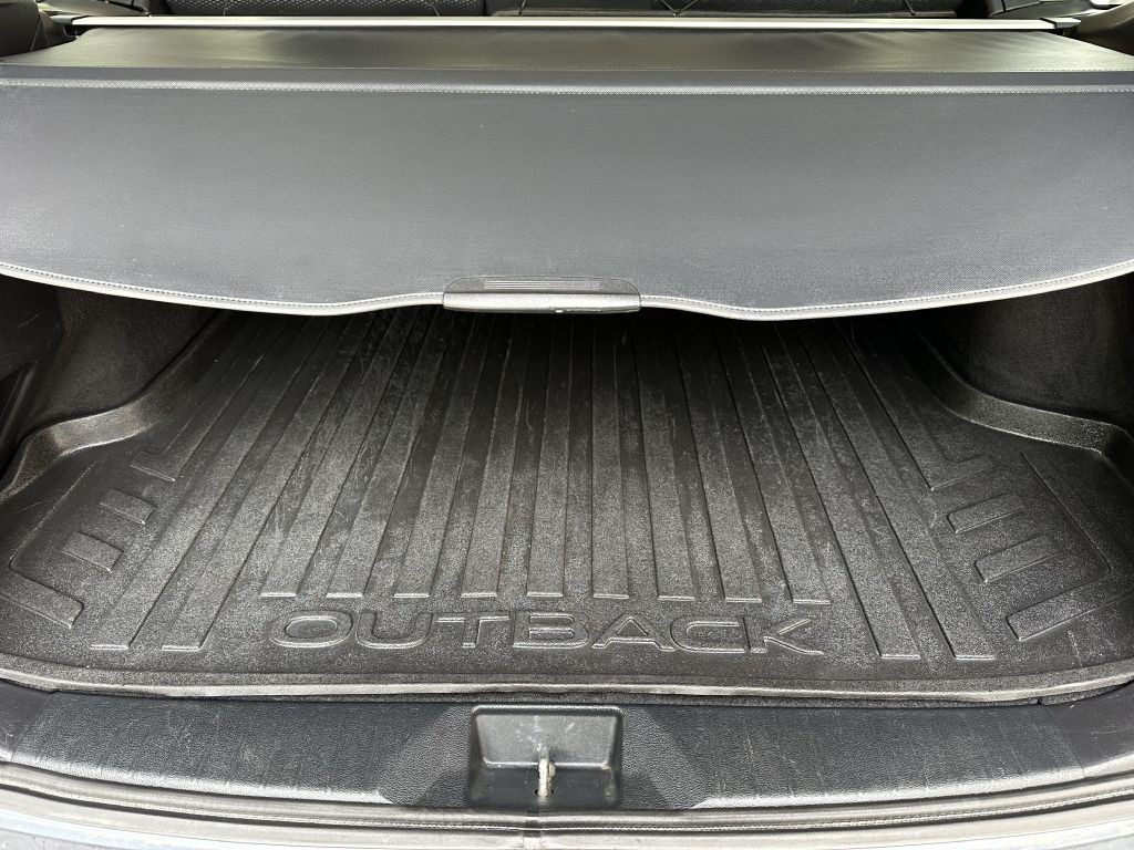 2015 Subaru Outback Image 12