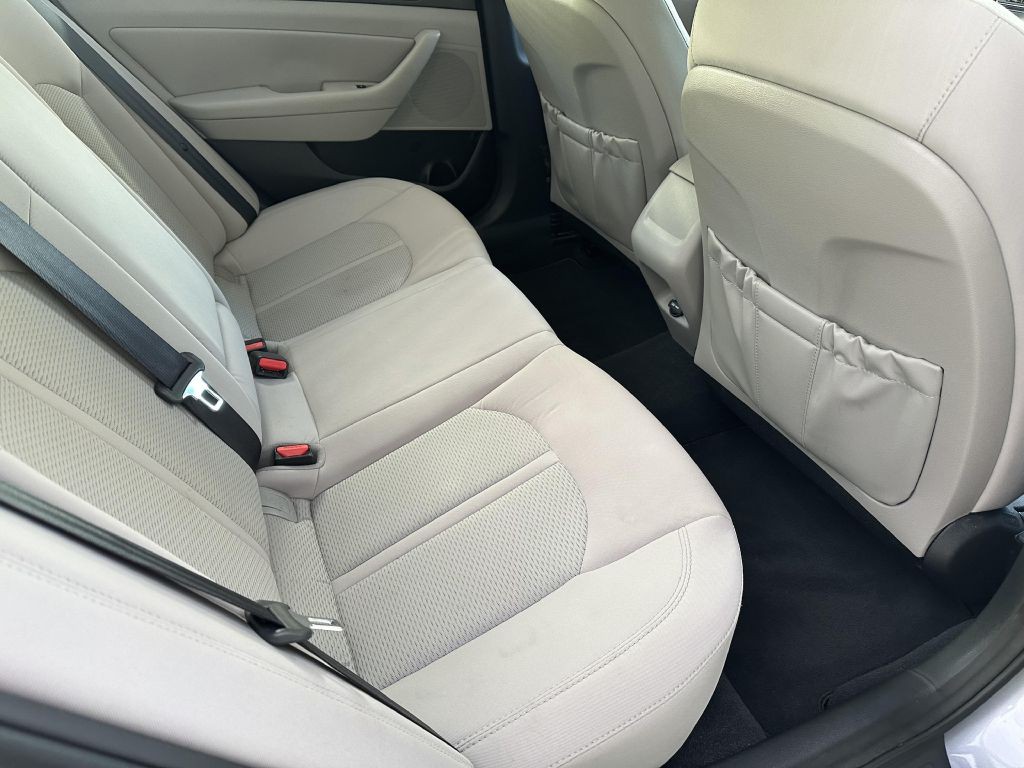 2015 Hyundai Sonata Image 10