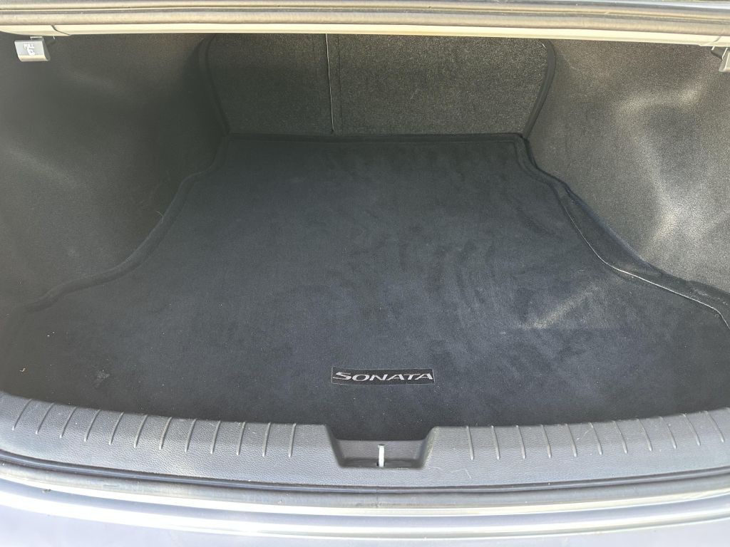 2015 Hyundai Sonata Image 12